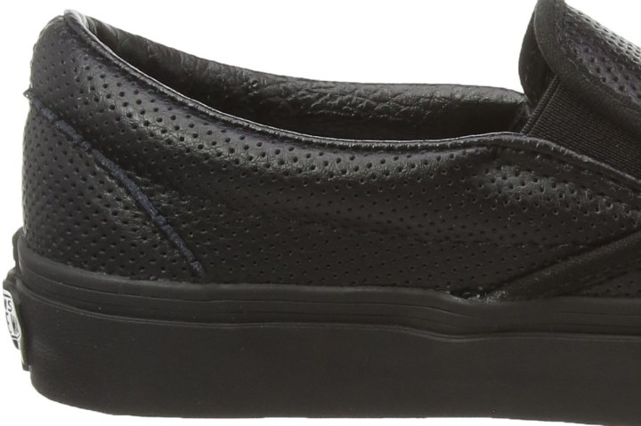 Vans Perf Leather Slip-On Mid sole